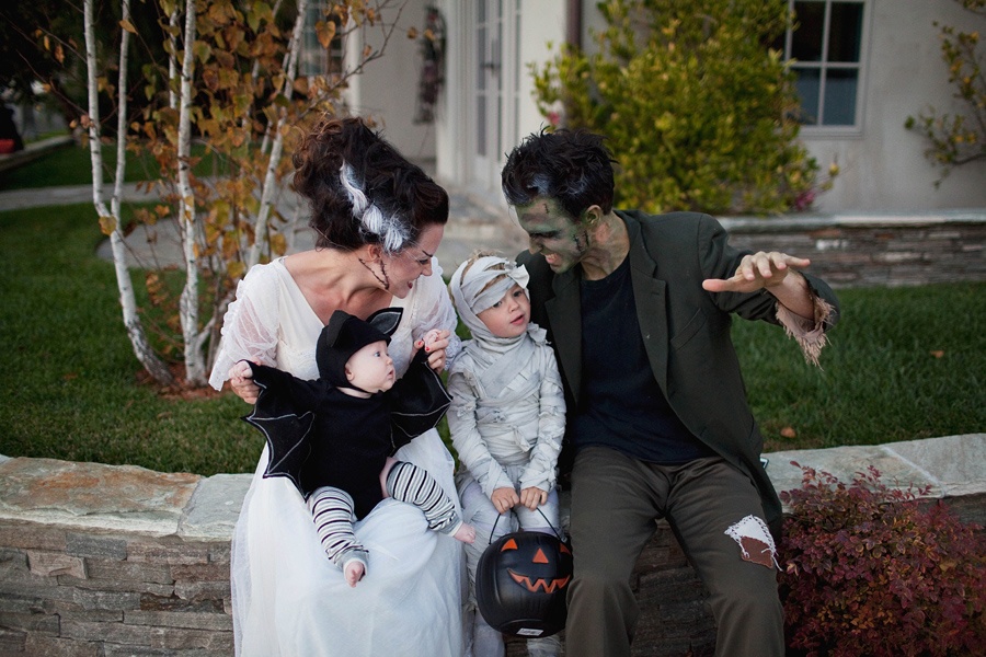 family monster Halloween costumes