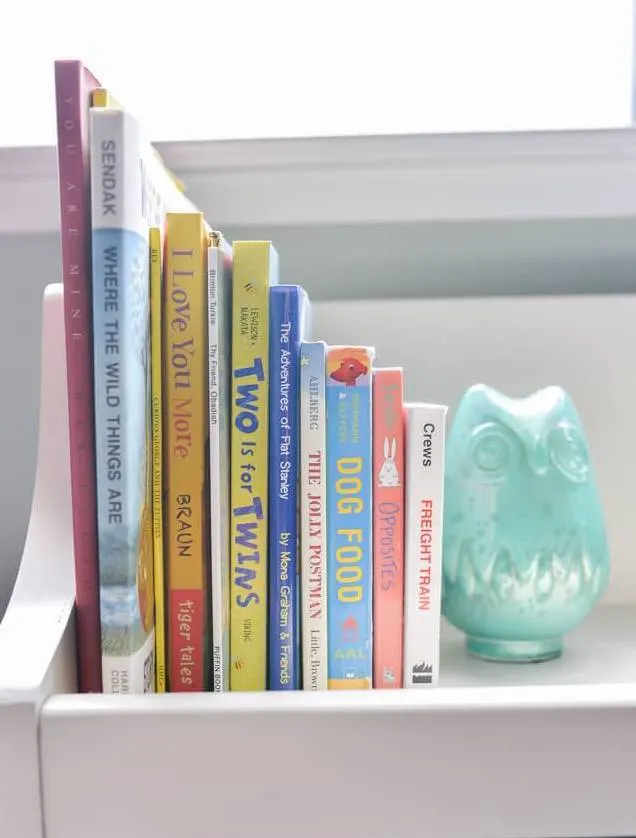 bookshelf on nursery decor