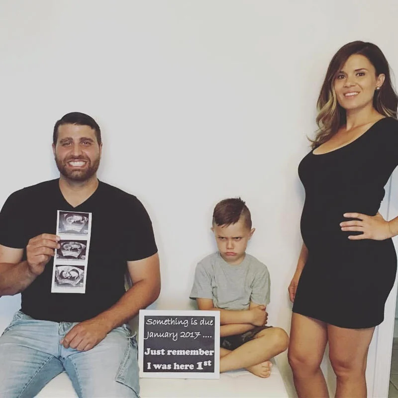 family pregnancy announcement funny