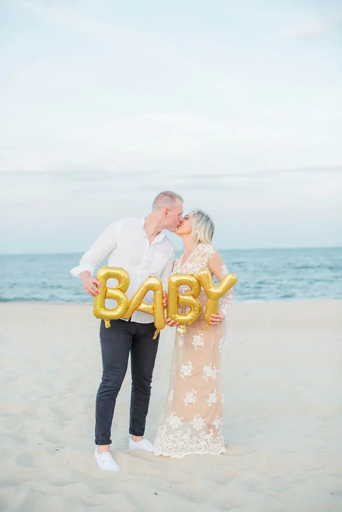 baby beach pregnancy announcement 