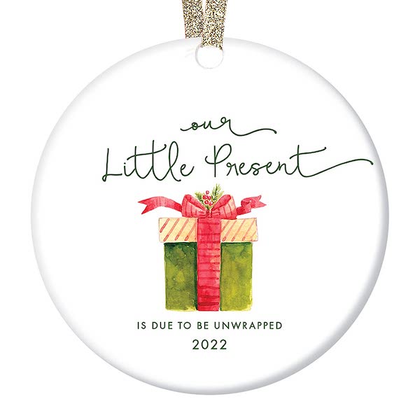 christmas ornament to announce pregnancy