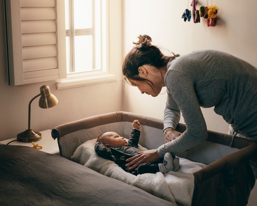 Bedside bassinet is a SNOO alternative