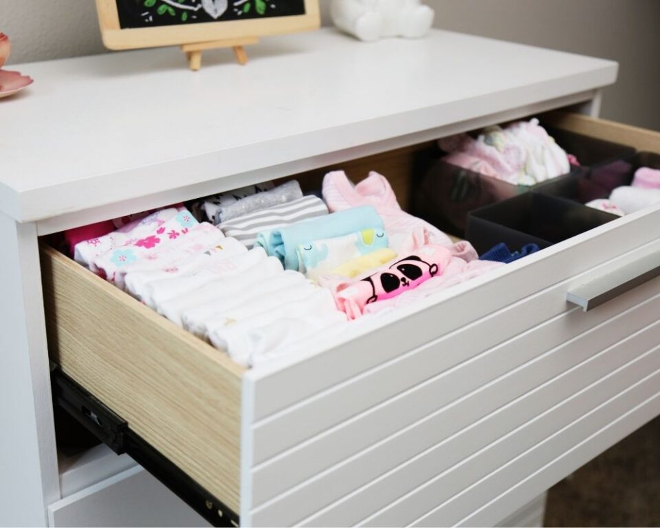 7 Simple Ways to Organize Baby Clothes & Keep them Organized