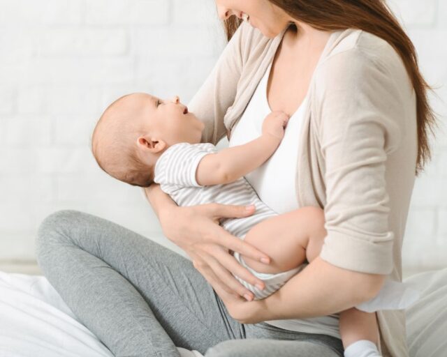 Newborn Sleep Schedule (A WeekbyWeek Guide)