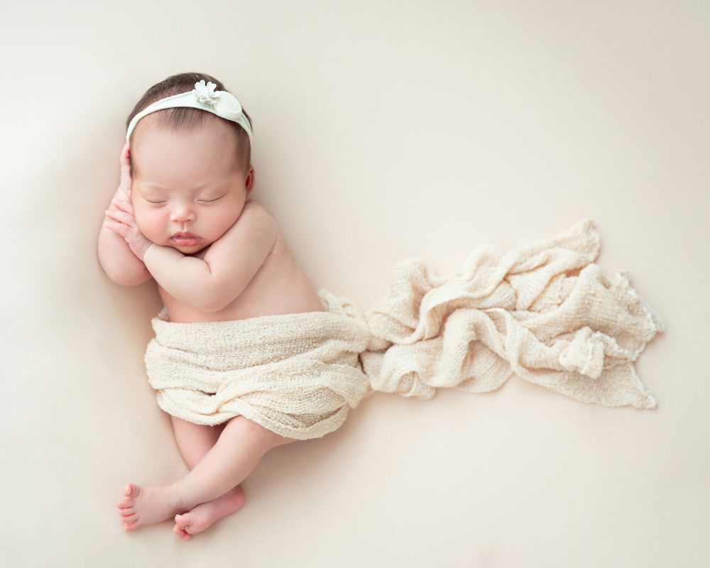 What you need to know about the newborn sleep schedule