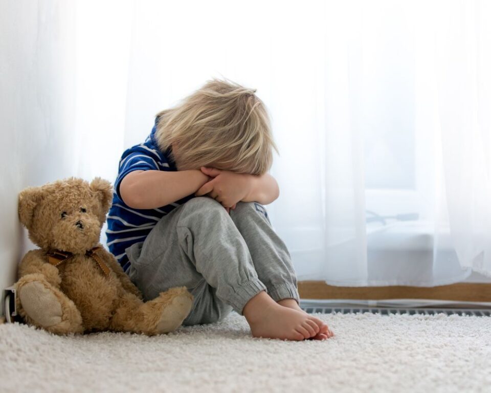 10 Reasons Your Toddler is Waking Up Too Early (And Fixes)