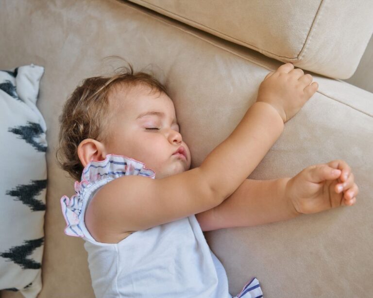 When Do Babies Drop to One Nap (& How to Make the Transition)