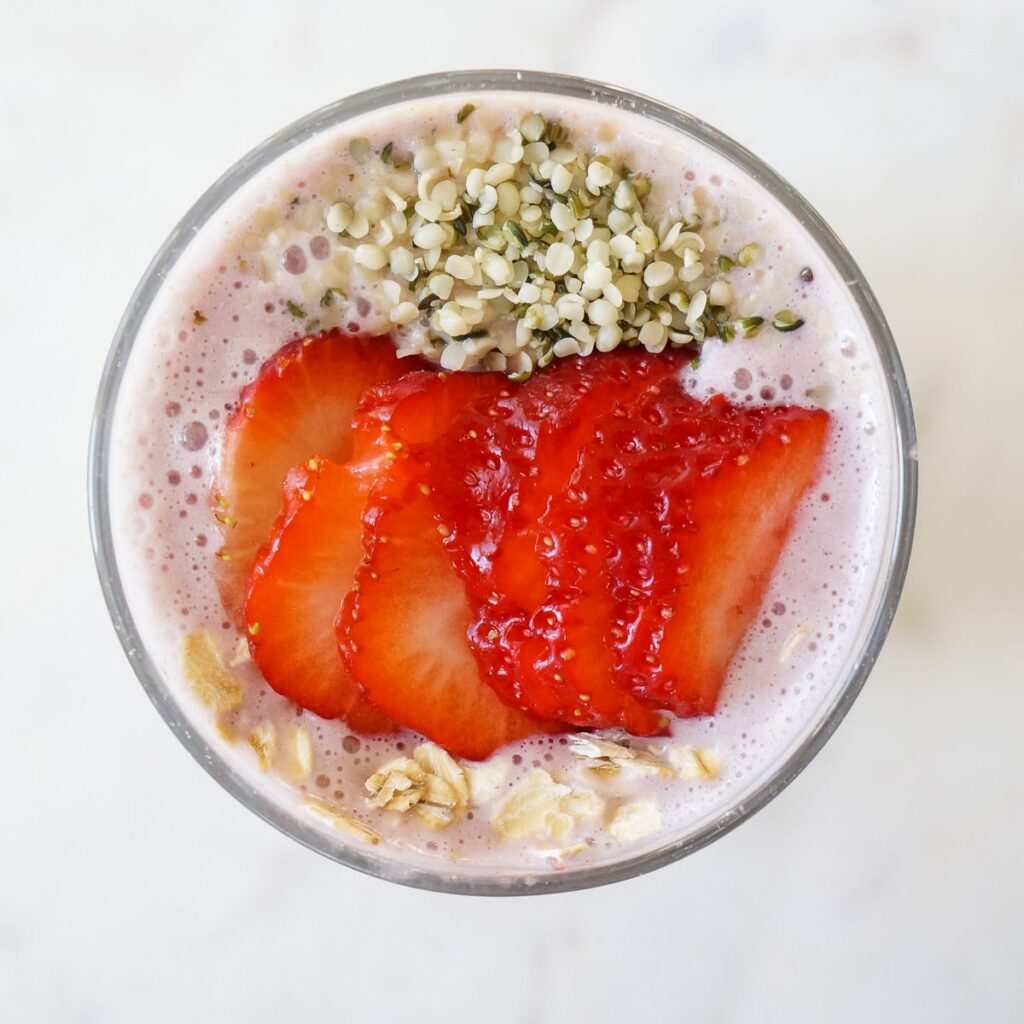 strawberry lactation smoothie with oat milk