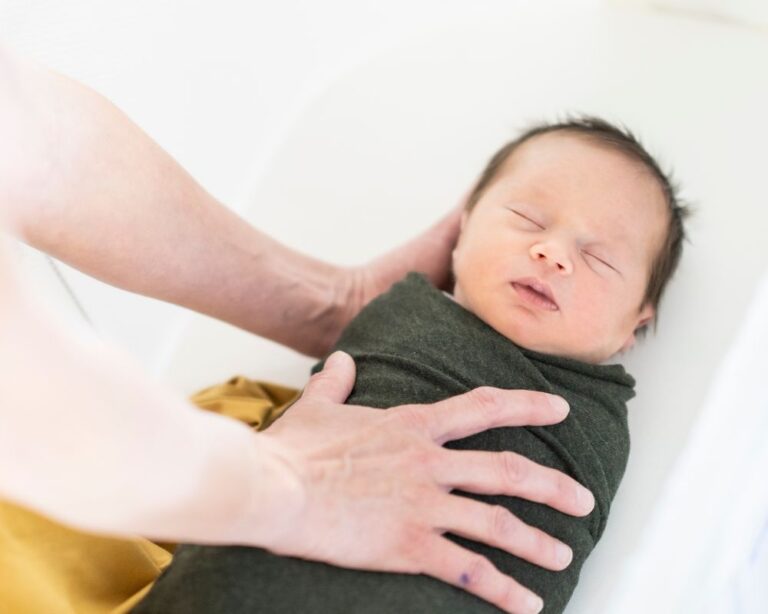 5 Tips If Your Newborn Baby Hates the Swaddle