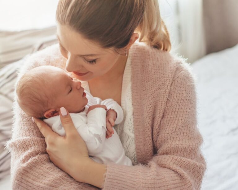 5 Tips If Your Newborn Baby Hates the Swaddle