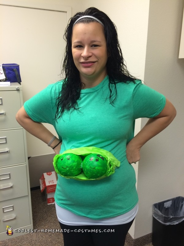 Two peas in a pod pregnancy Halloween costume